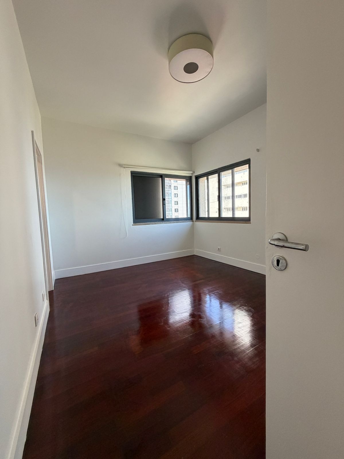 Arrendar: Apartamento T3 Com Vista Para o Mar na cidade de Maputo, edificio  Polana Shopping  - foto 4