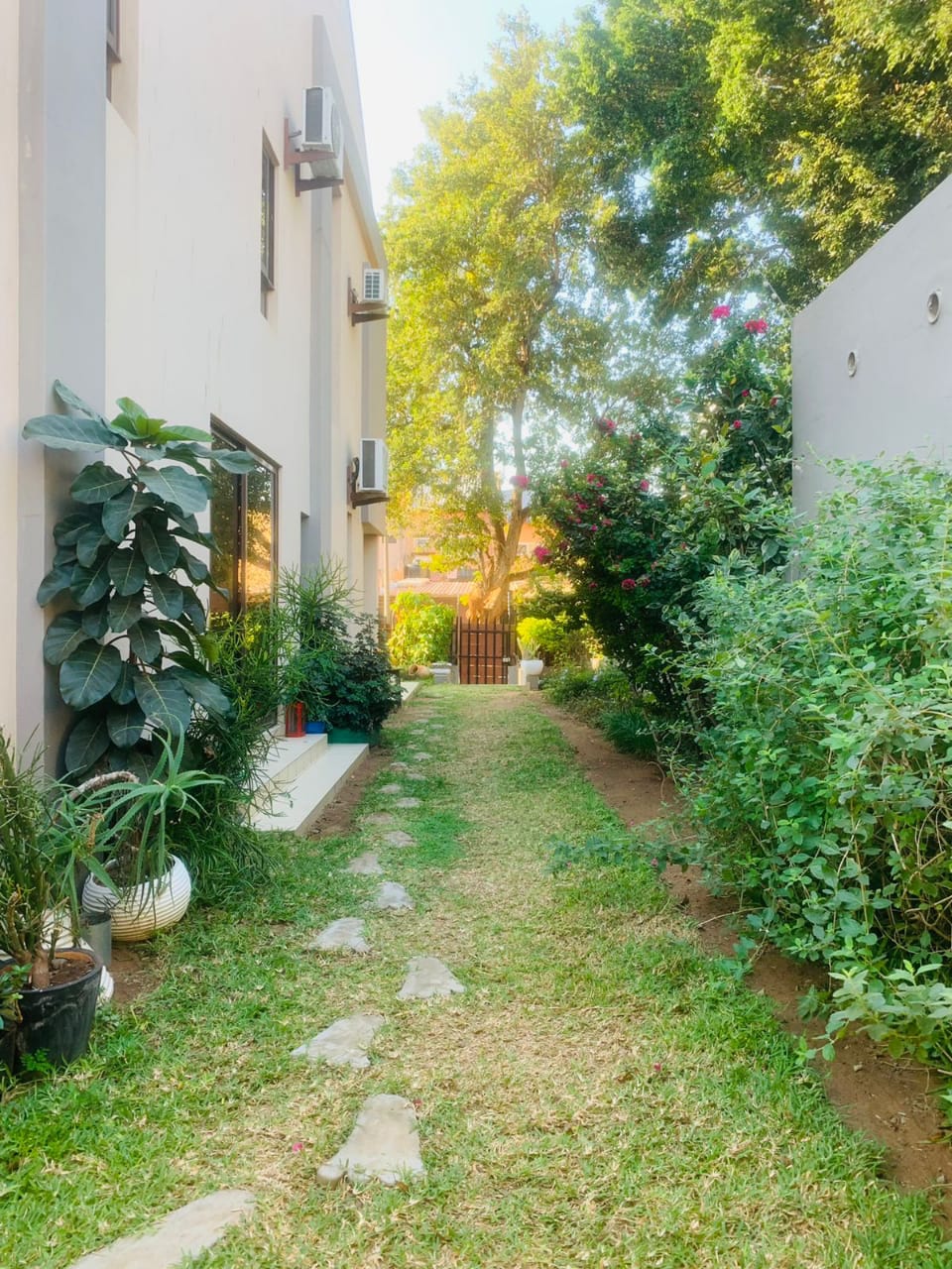 Vender: Moradia T4 Totalmente Reabilitado na Polana - foto 8