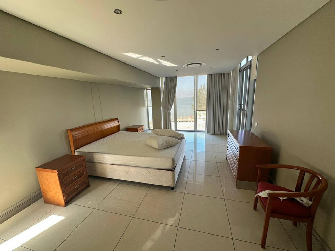 Arrendar: Apartamento T3 mobilado no Super Mares-Costa de Sol - foto 4