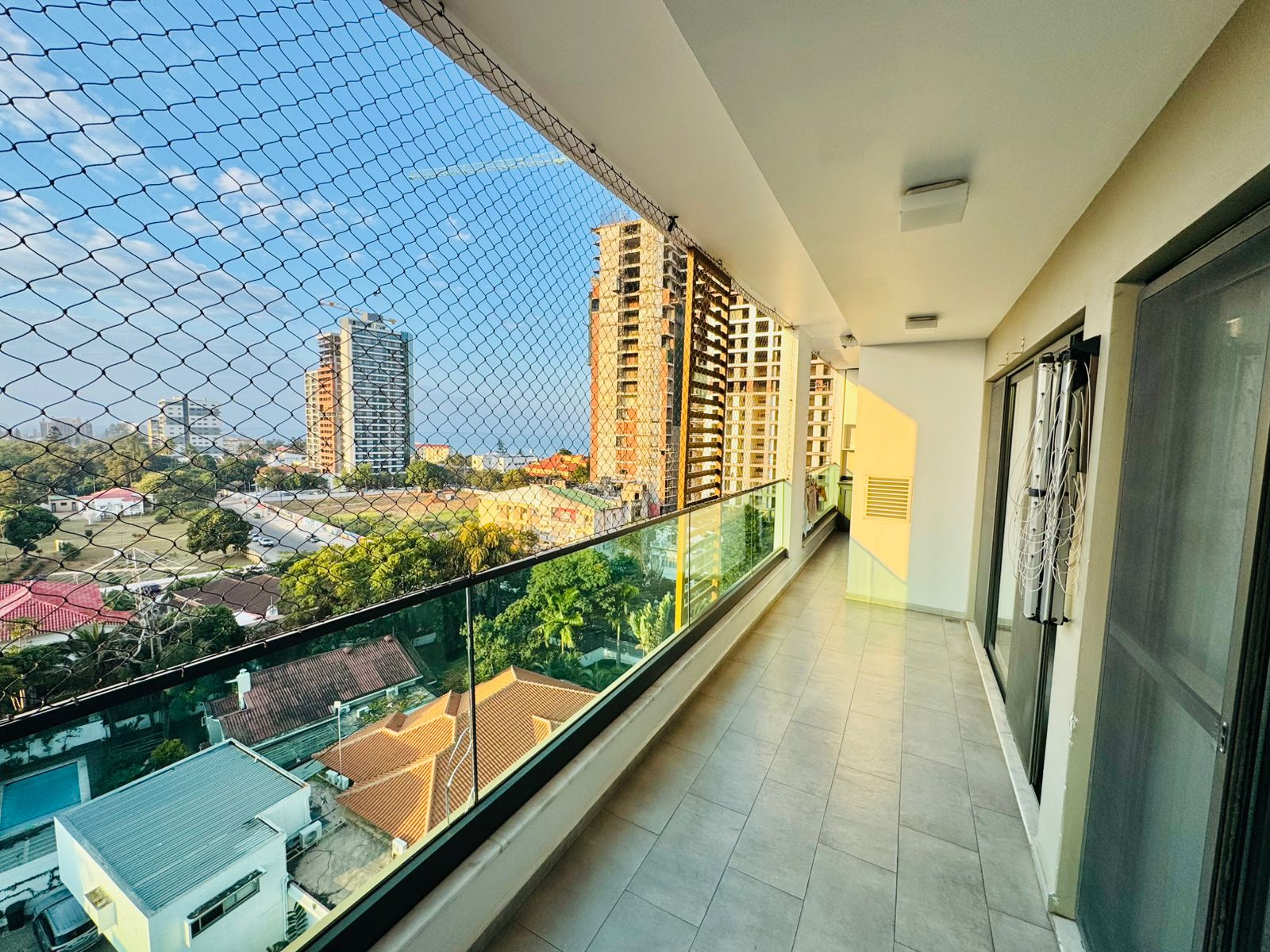 Arrendar: Apartamento T3 Mobilado de luxo na Polana cimento