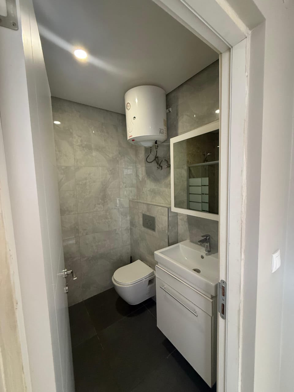 Arrendar: Apartamento T1 na avenida marginal, Condominio Deco Assos no bairro costa do sol - foto 3