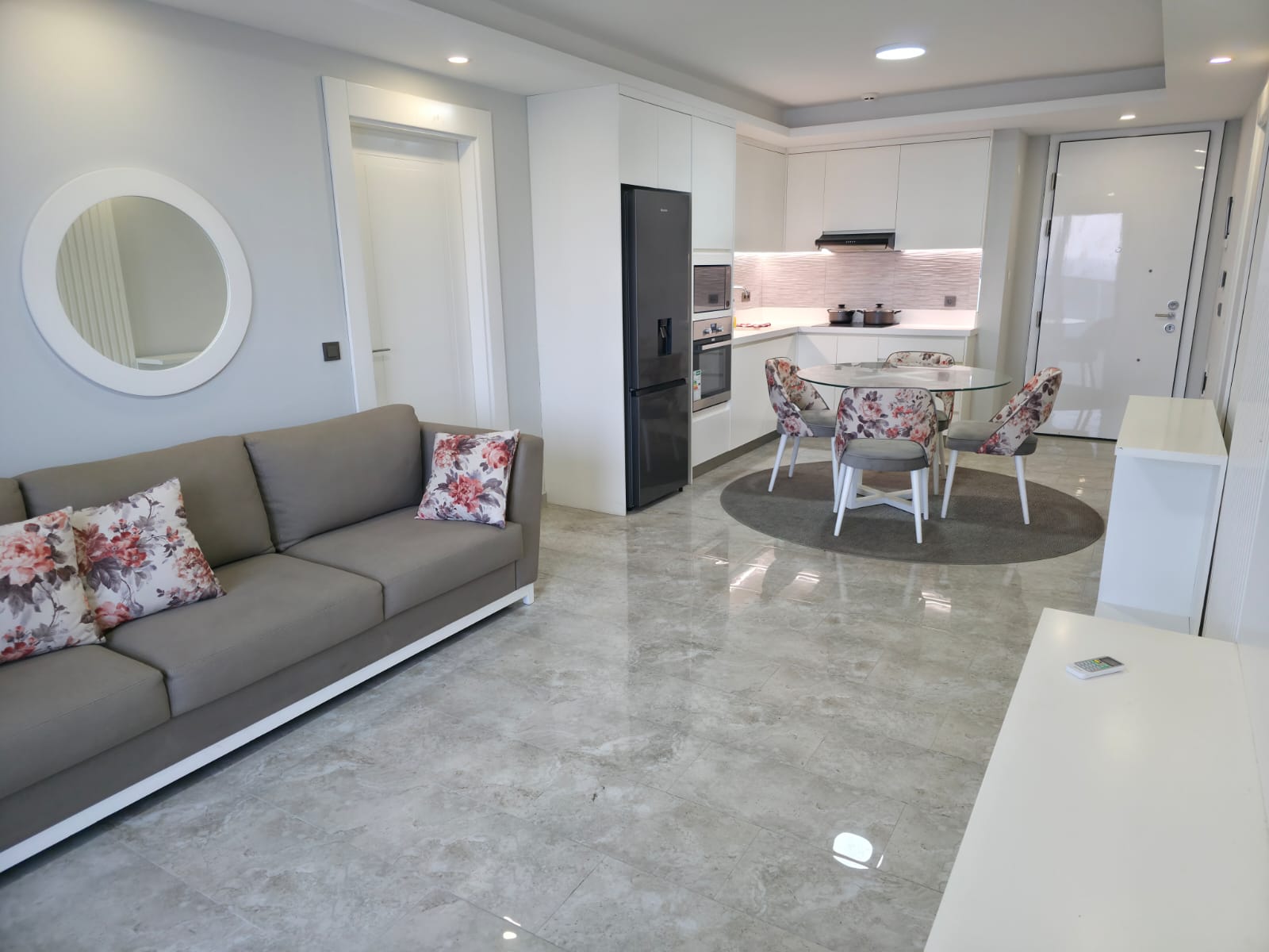 Arrenda: Apartamento T1 de luxo no Park Moza , av. marginal- Sommerschield - foto 4