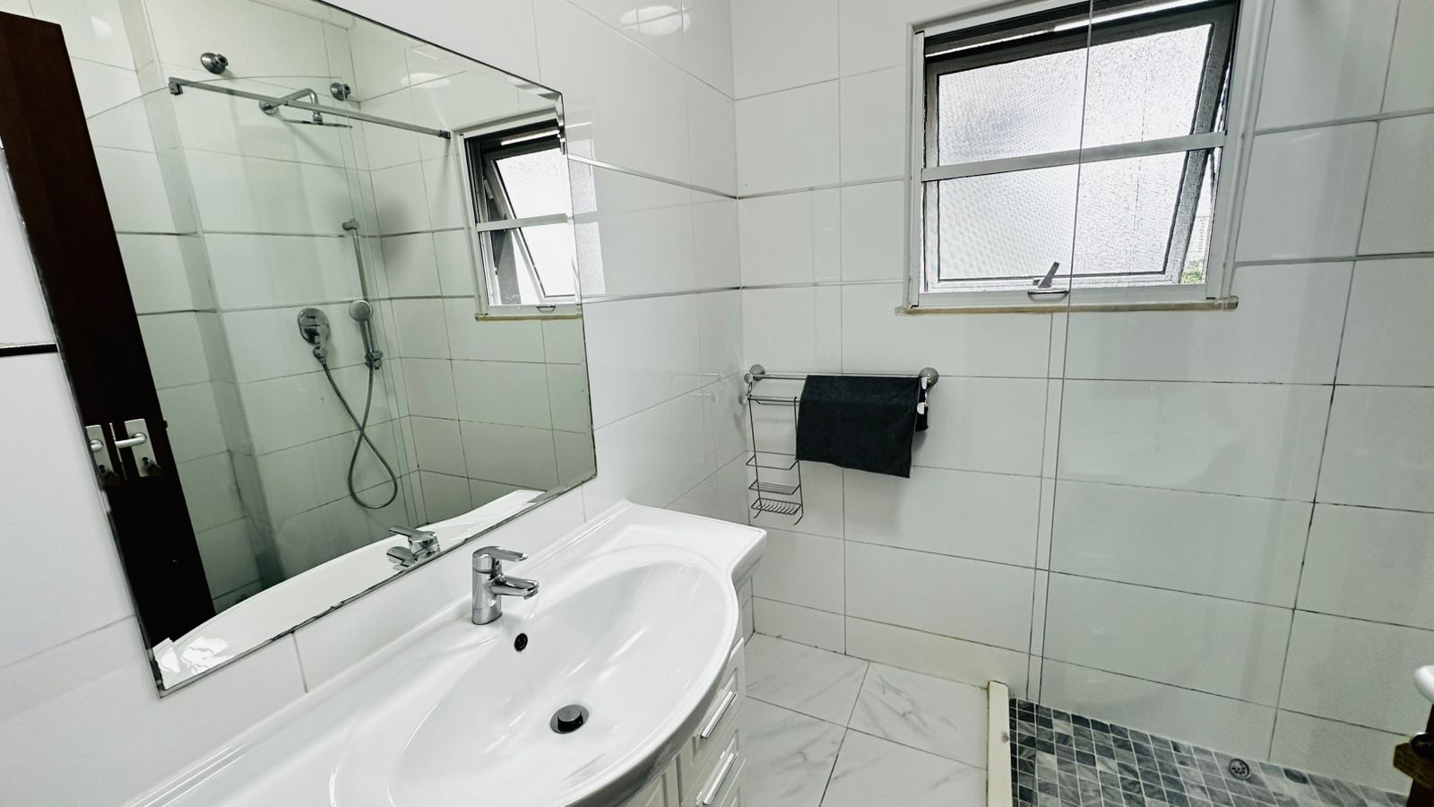 Arrendar:  Apartamento T3 na Sommershield-cidade de Maputo   - foto 8