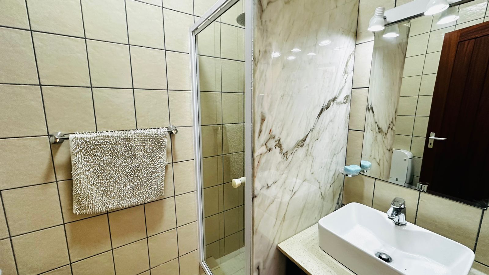 Arrendar:  Apartamento T3 na Sommershield-cidade de Maputo   - foto 3