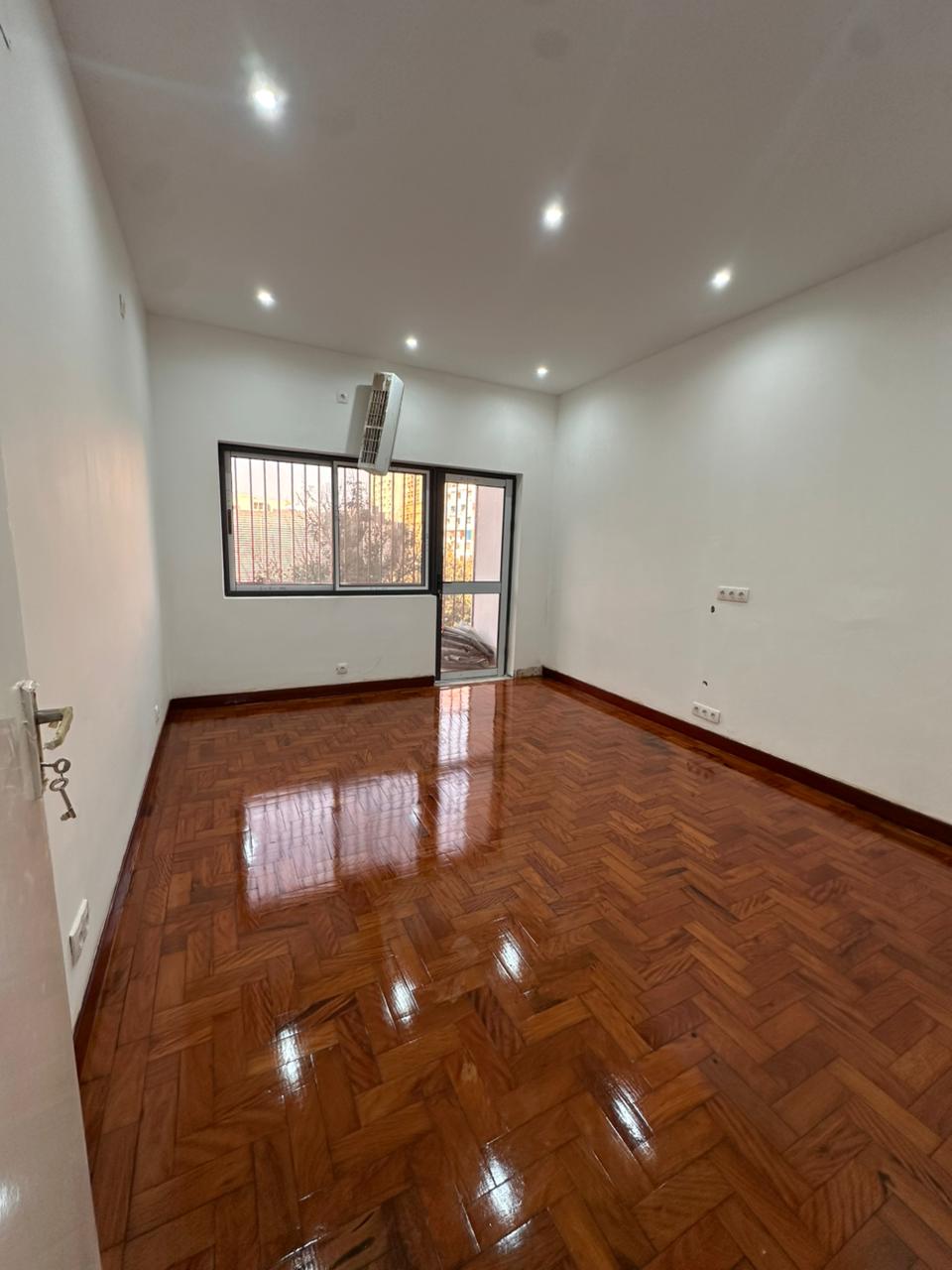 Excelente Apartamento T2 recém reabilitado  - foto 8