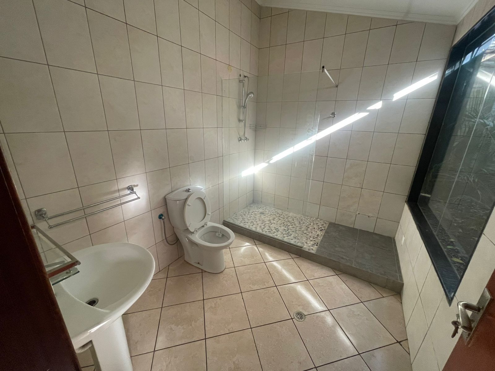 Vivenda Impecável no Condominio mais reservado de Maputo- Condominio Park Miramar - foto 8