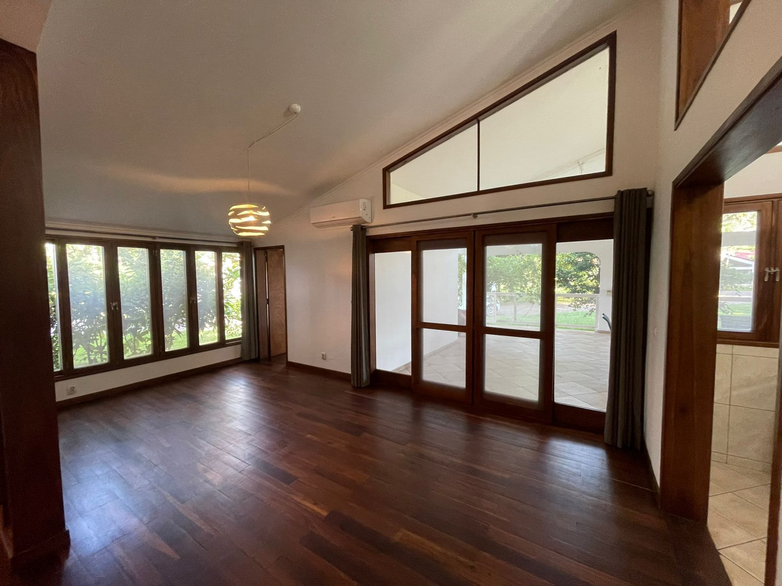 Vivenda Impecável no Condominio mais reservado de Maputo- Condominio Park Miramar - foto 5