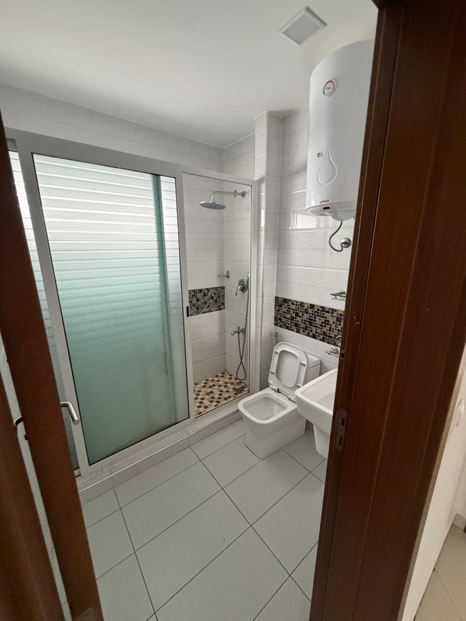 Arrenda se apartamento tipo 3 sem moveis na cidade de Maputo, avenida marginal  - foto 6