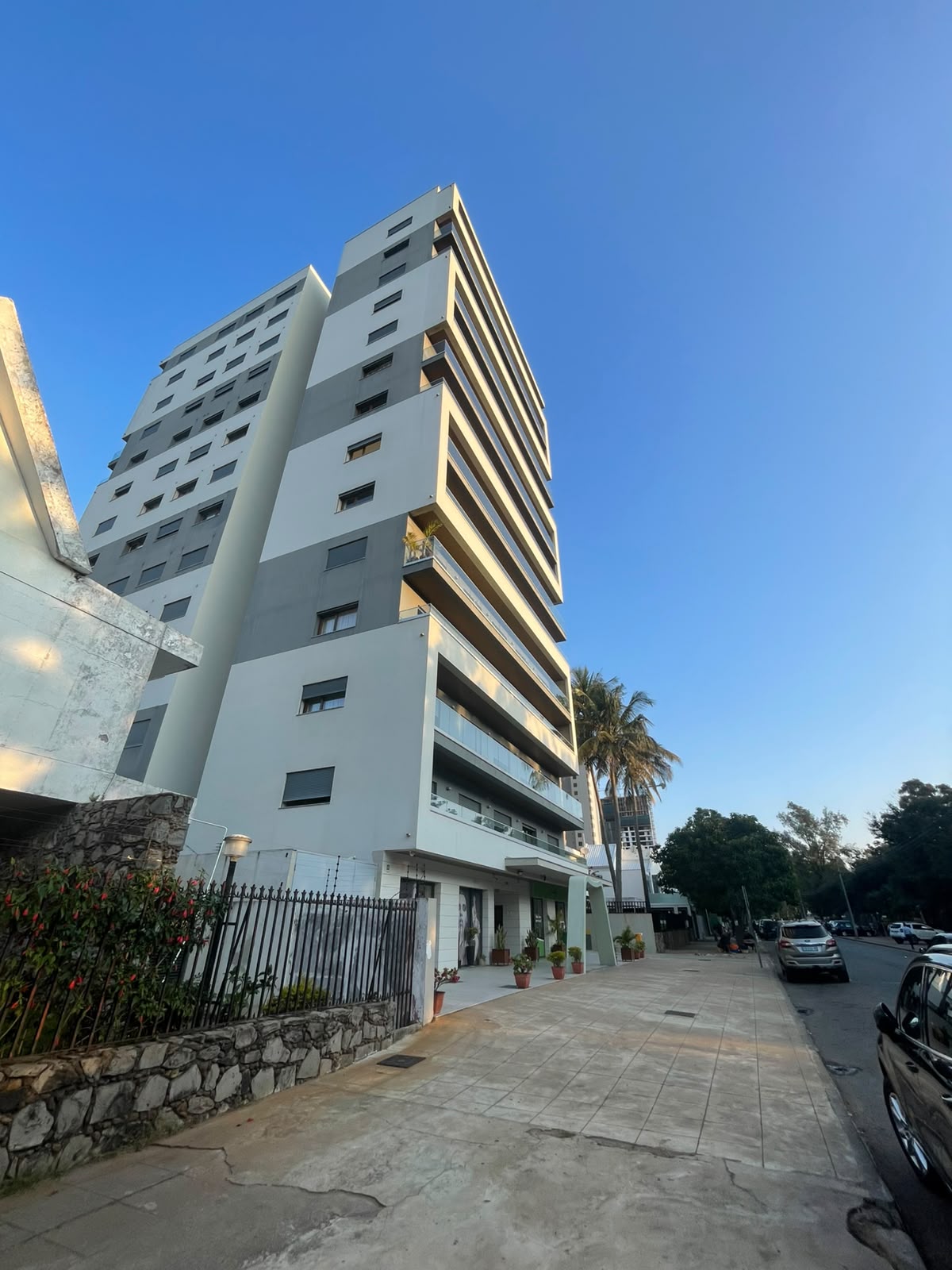 Temos disponível  apartamento T3 mobilado  Polana residence- cidade de Maputo - foto 17