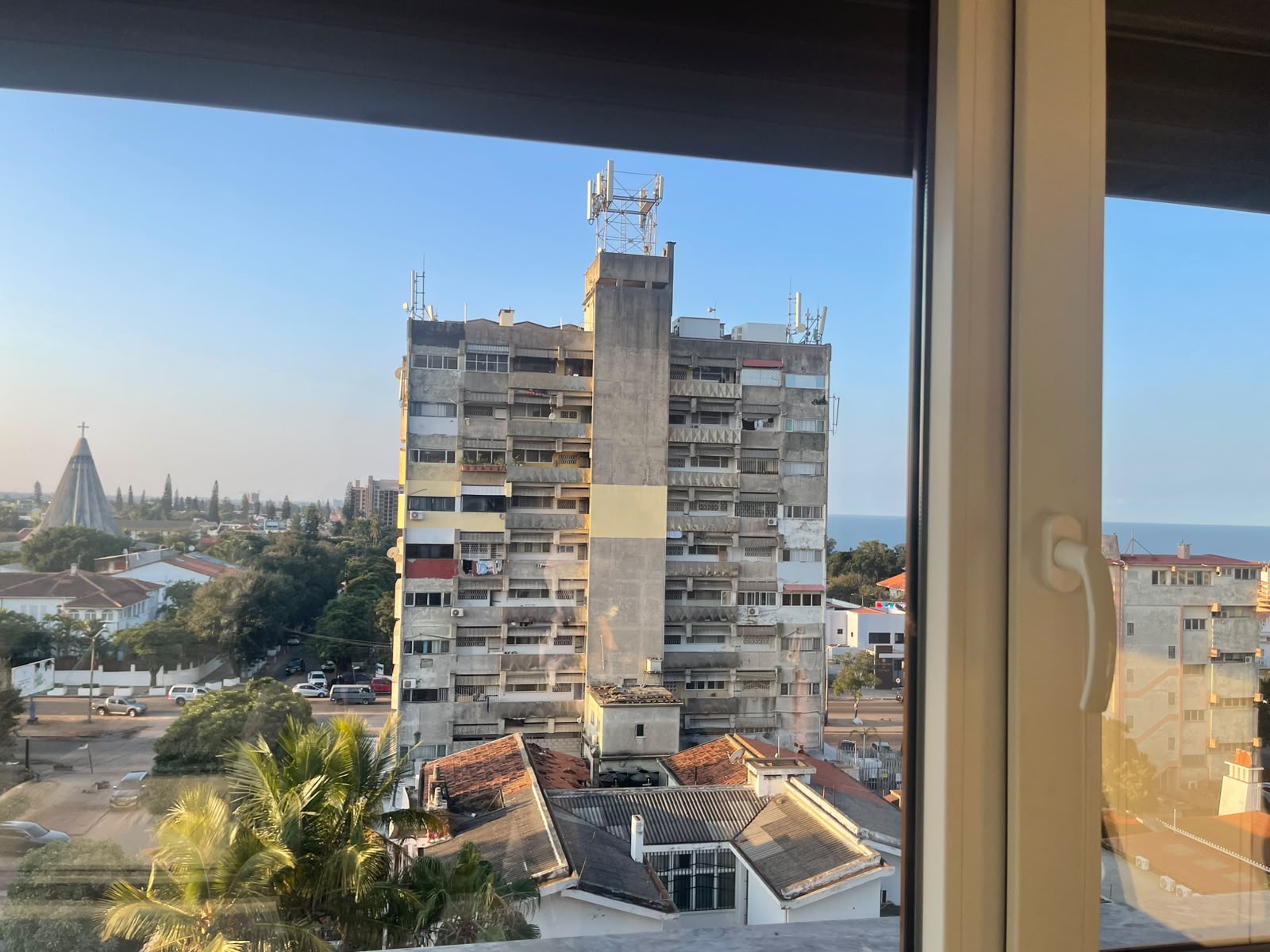 Temos disponível  apartamento T3 mobilado  Polana residence- cidade de Maputo - foto 19