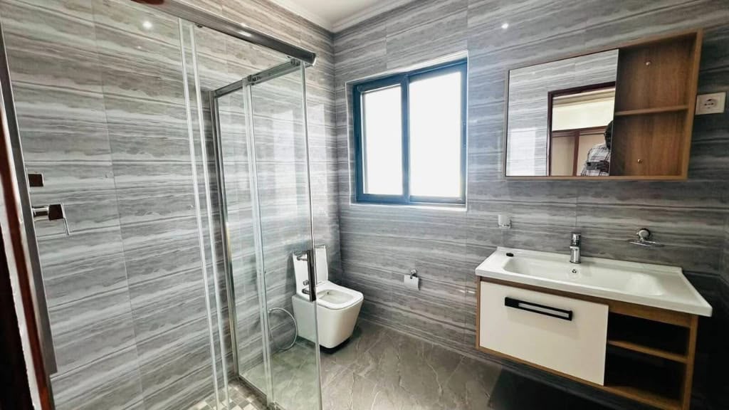 Moradia T4 à Venda na Sommerschield I – Próximo à Clínica Sommerschield | Maputo - foto 5