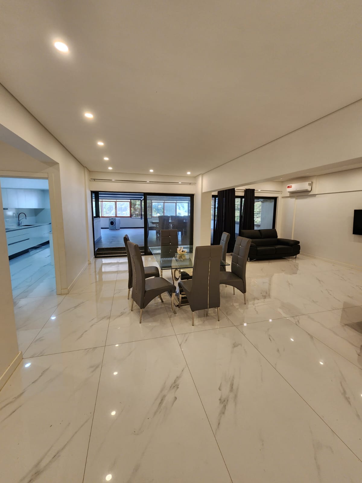 Apartamento T3 para Arrendamento na Julius Nyerere – Maputo | 2 Parqueamentos e Segurança 24h - foto 7