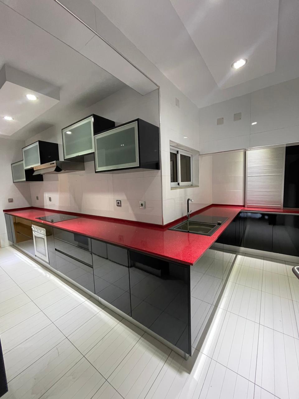 Arrenda-se apartamento T3  no bairro da coop-cidade de Maputo