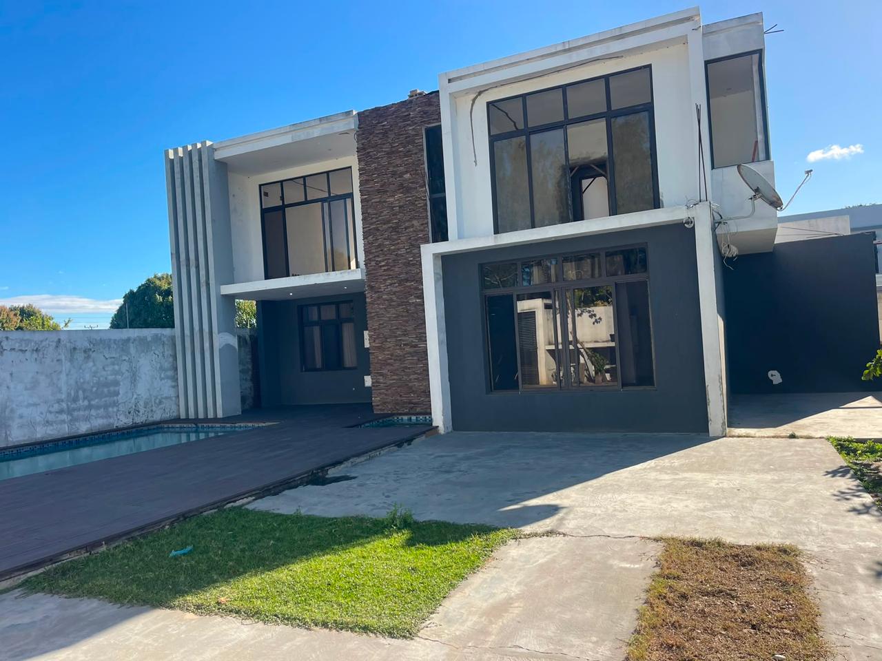 Vender: Luxuosa T4 no bairro Chiango- cidade de Maputo - foto 4
