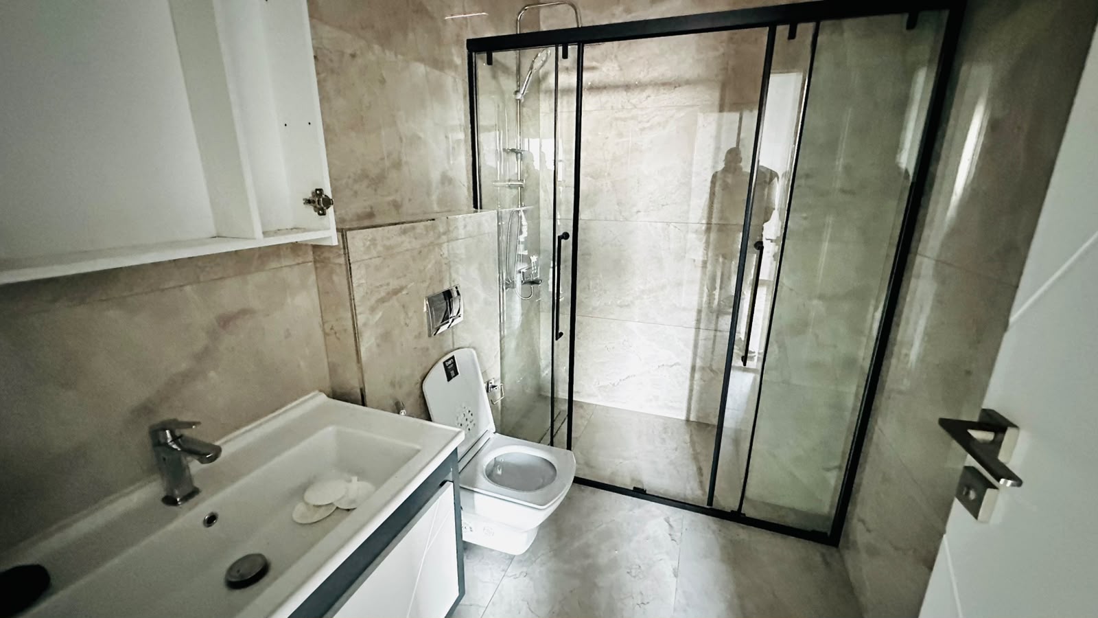 Apartamento T3 por estrear  localizado na prestigiada no bairro 1- cidade de Maputo - foto 4