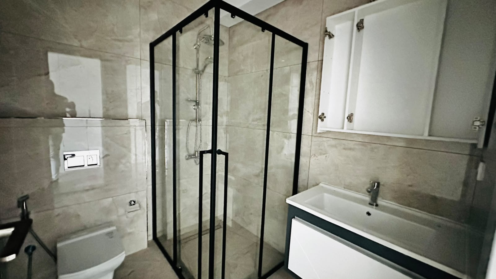 Apartamento T3 por estrear  localizado na prestigiada no bairro 1- cidade de Maputo - foto 8