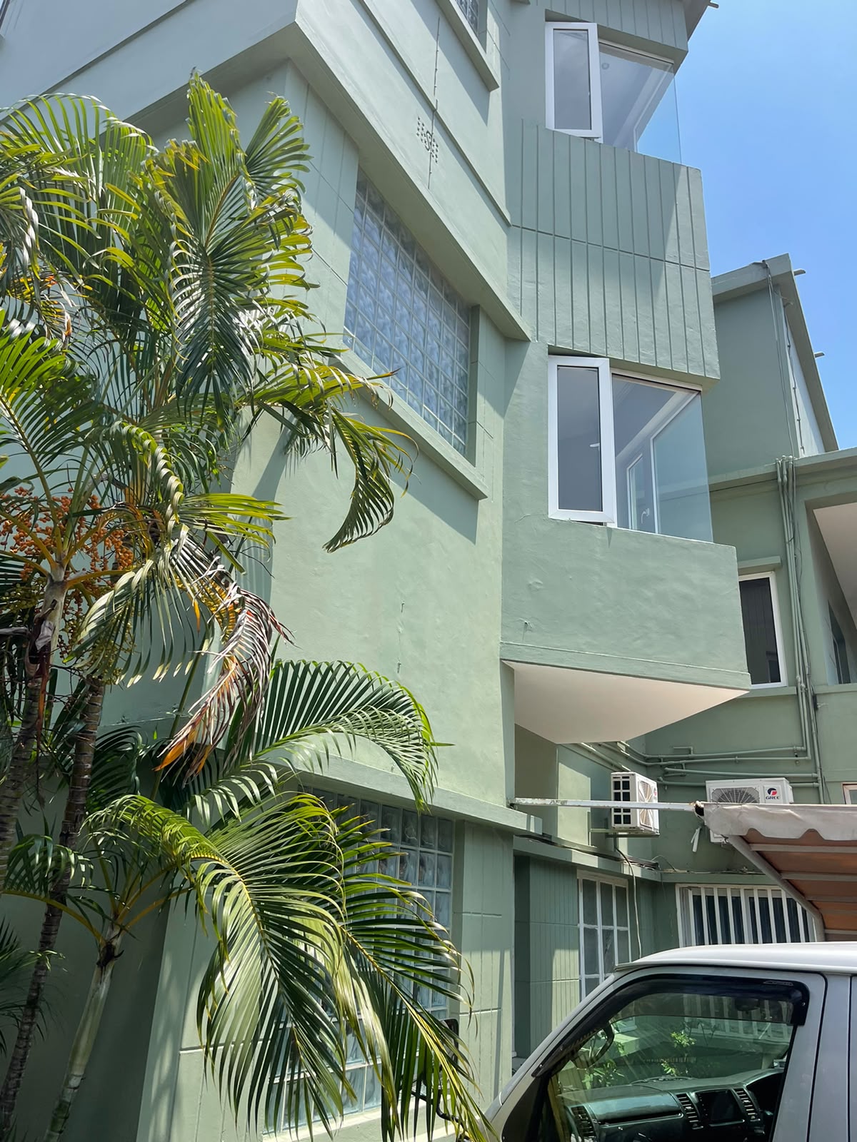 Moradia de luxo T4 na Polana Cimento próximo do Hotel Girassol. - foto 8