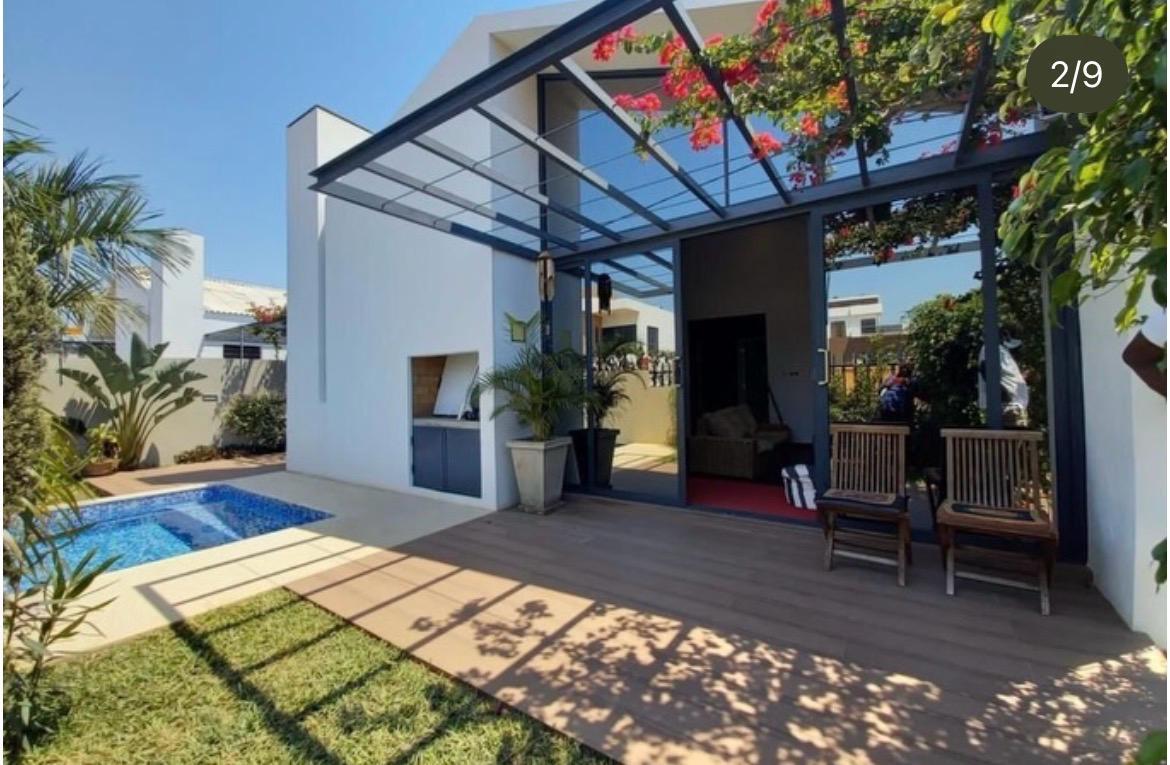 Moradia T3 luxuosa com acabamentos modernos em Mapulene, cidade de Maputo