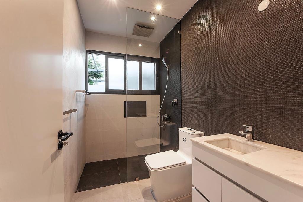 Moradia T3 luxuosa com acabamentos modernos em Mapulene, cidade de Maputo - foto 4