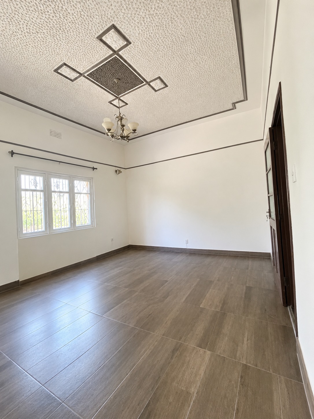 Apartamento T3 r/chão com quintal privado na Polana Cimento,cidade de Maputo - foto 7