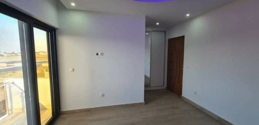ARRENDAMENTO APARTAMENTO T3 COSTA SOL