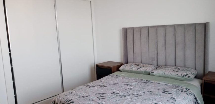 Temos disponível luxuoso apartamento T2 mobilado no centro da cidade de Maputo- condominio AURA com vista ao mar.