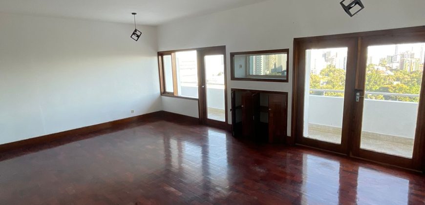 ARRENDA SE APARTAMENTO T3 NA MAU TSE TUNG  PROXIMO DO PARQUE DOS CONTINUADORES