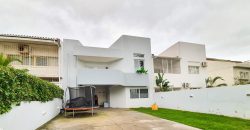 Temos moradia T4 para Arrendar na Sommerschield próxima do Indy Village