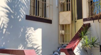 Arrenda-se moradia T3 na Polana Cimento proximo da Faculdade de Medicina