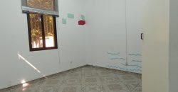 Arrenda-se moradia T3 na Polana Cimento proximo da Faculdade de Medicina