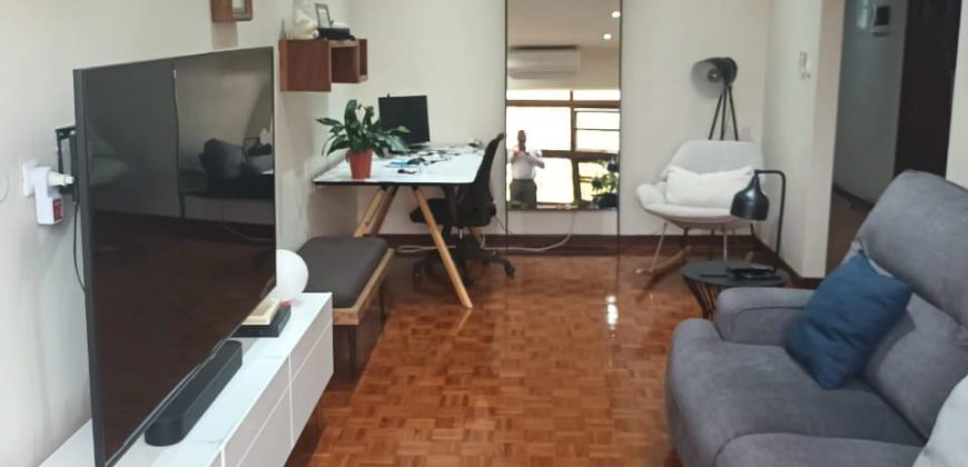 Arrenda-se apartamento T3 no bairro central nas proximidades da Interfranca 